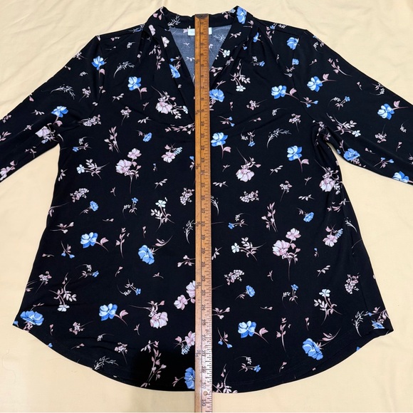 Charter Club Black and  Floral Women's Blouse - Picture 4 of 12